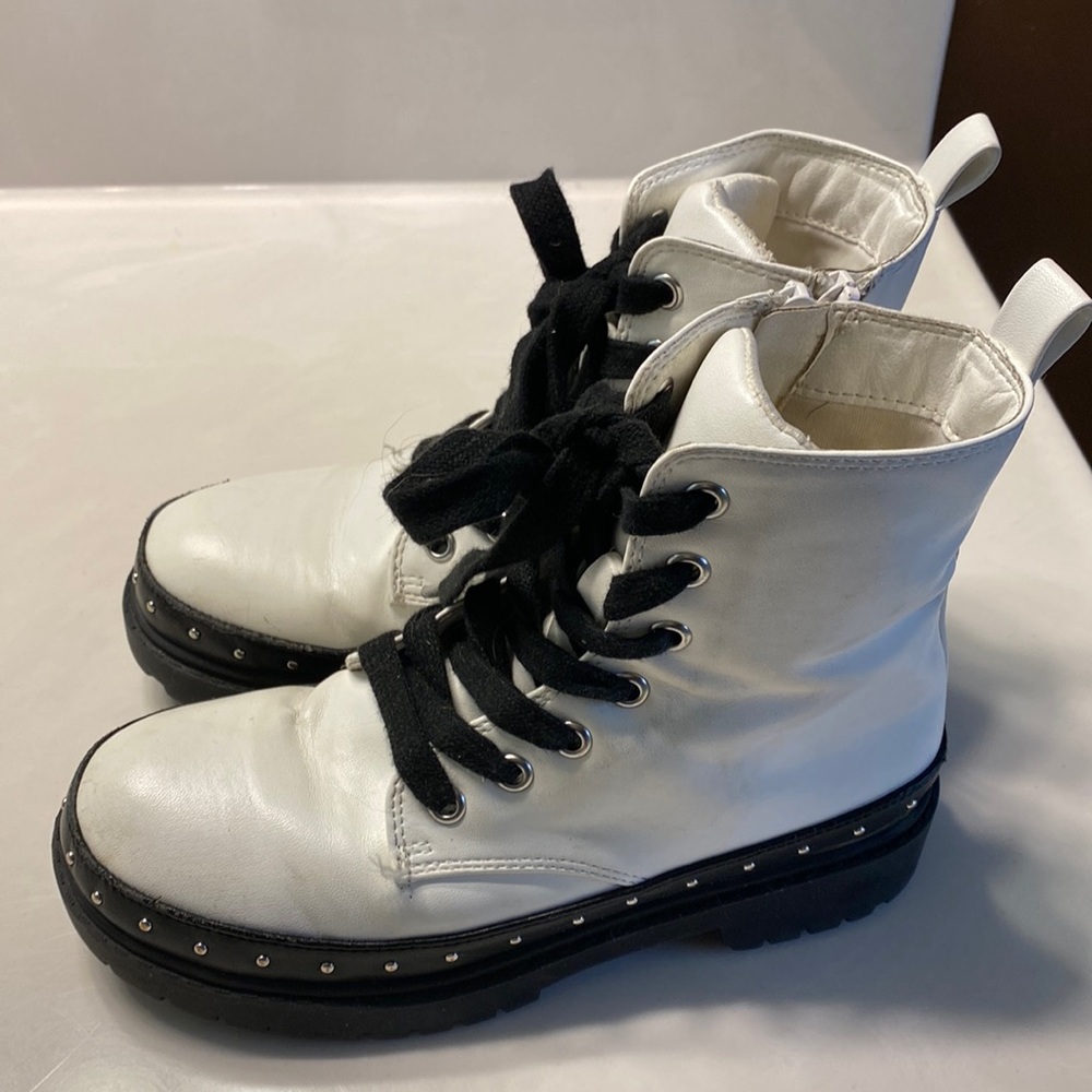 Girls boots- size 13 M
